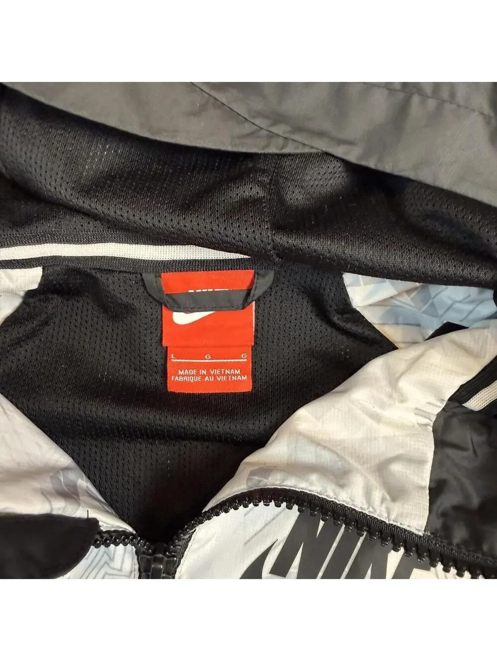 Nike Windbreaker Jacket L Gray White Color Block Geometric